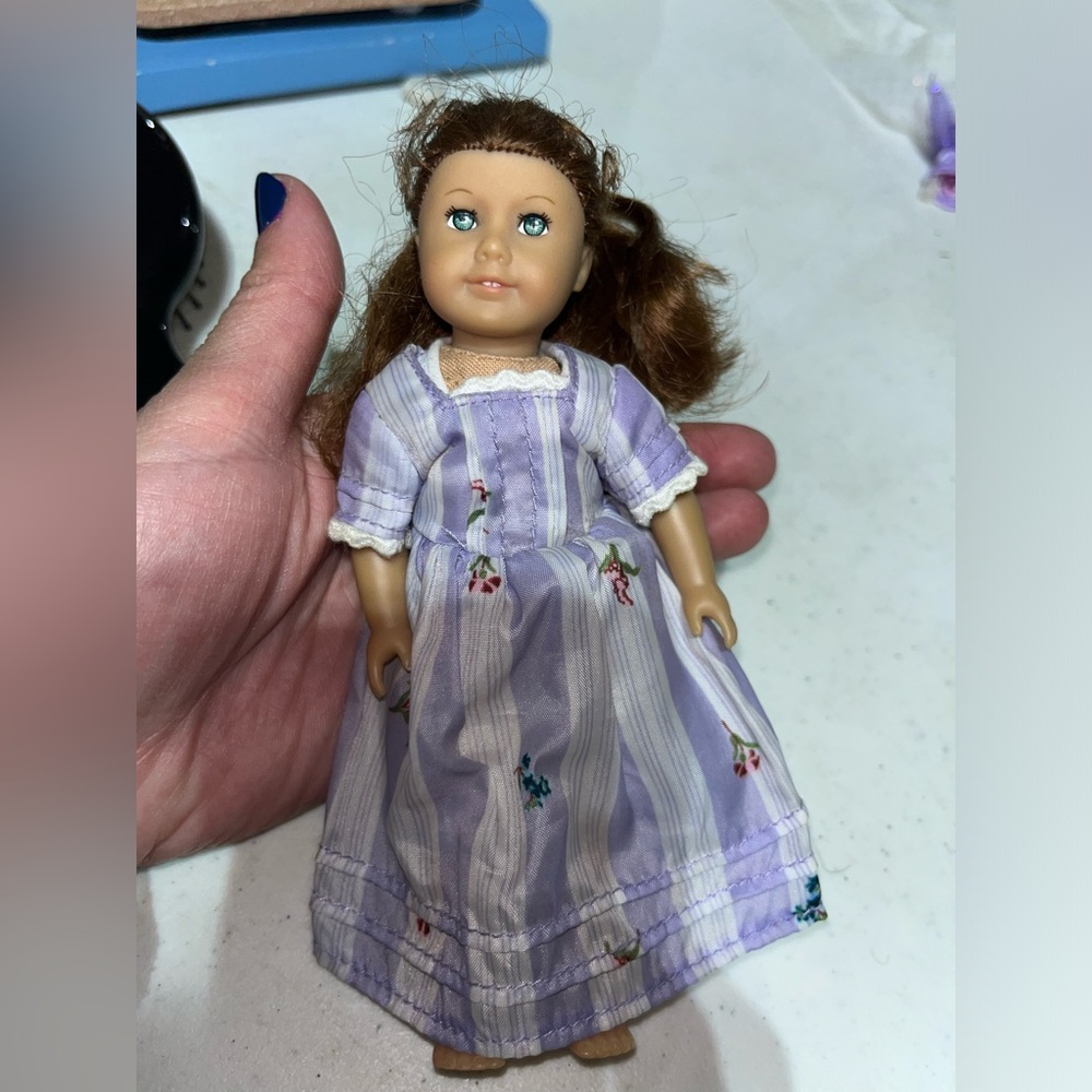MINI AMERICAN GIRL DOLL